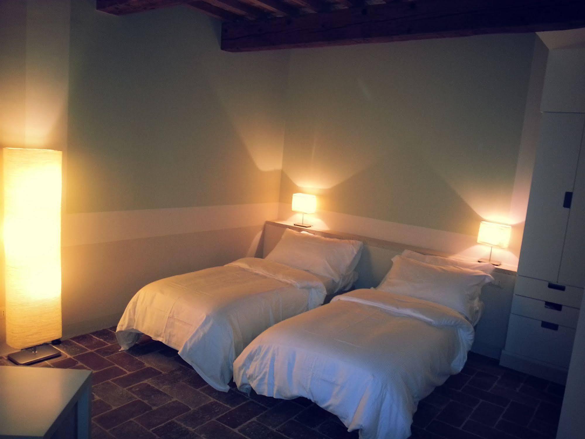Relais Casetta56 Луґо Екстер'єр фото