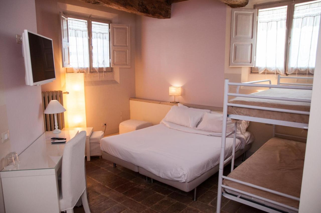 Relais Casetta56 Луґо Екстер'єр фото