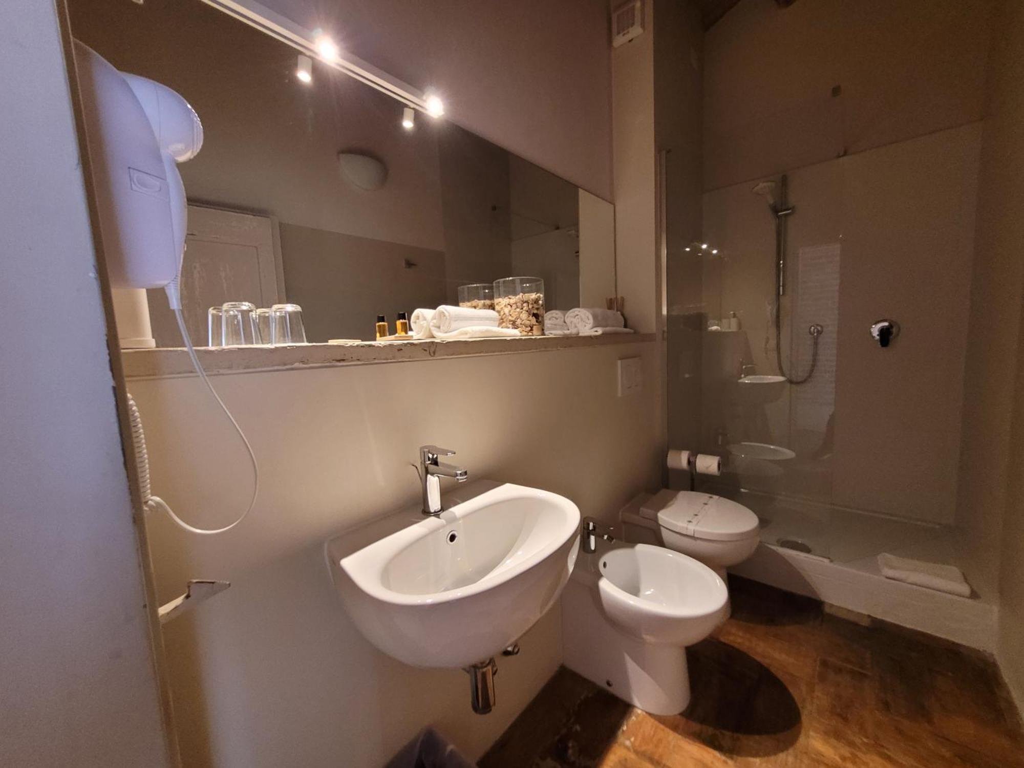 Relais Casetta56 Луґо Екстер'єр фото